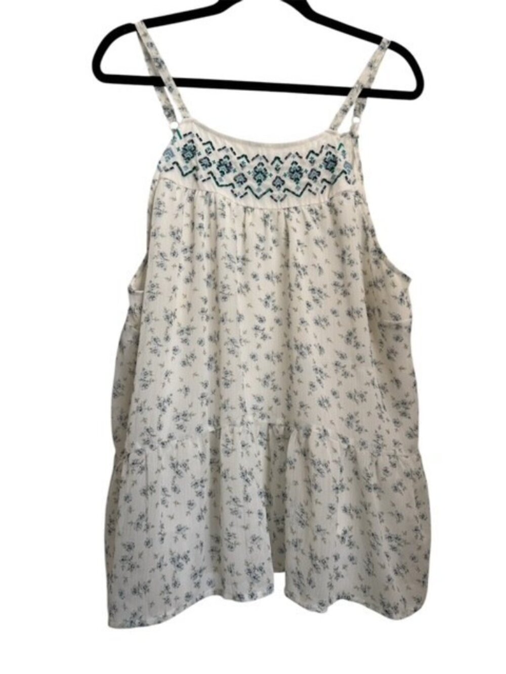 TORRID Plus size 2 2x Floral White Blue Straps Tank Top Embroidered beaded Boho